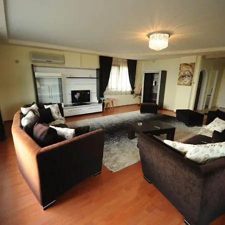 Aylin Holiday Bektas2 Villa *